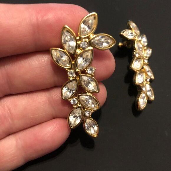 Monet Pierced Earrings Clear Faceted Glass Rhinestones VTG Signed 70s - Picture 4 of 4